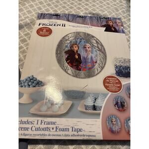 Frozen 2 Decoration Set New/ Nature is magical
